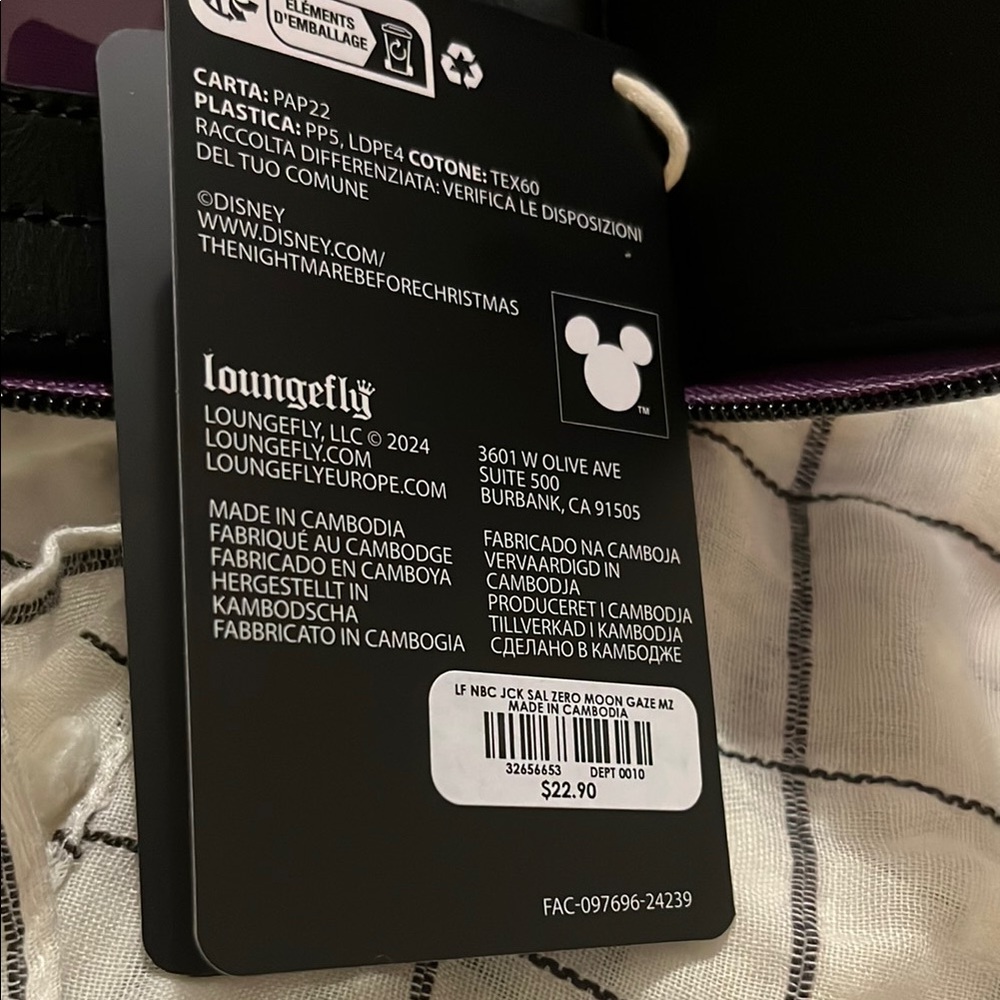 Disney Loungefly ‘‘twas the night before Xmas Black and Purple Wallet - Picture 5 of 5